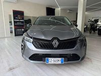 Usata Renault Clio V Techno 91 CV (66 kW) 2025 Argento metallizzato Berlina