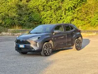 Usata Toyota Yaris Hybrid Business Edition 92 CV (67 kW) 2022 Grigio Station wagon