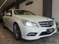 Usata Mercedes E250 Avantgarde 204 CV (150 kW) 2011 Bianco Coupé