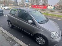 Usata Toyota Yaris Sol 65 CV (47 kW) 2003 Grigio Utilitaria