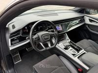 Usata Audi Q8 S-Line 286 CV (210 kW) 2021 Grigio SUV