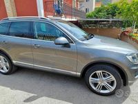 Usata VW Touareg Executive 204 CV (150 kW) 2017 Argento SUV