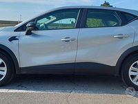 Usata Renault Captur Zen 91 CV (66 kW) 2021 Argento SUV