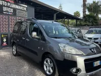 Usata Peugeot Partner Tepee Outdoor 109 CV (80 kW) 2010 Grigio Monovolume