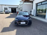 Usata Audi A3 150 CV (110 kW) 2022 Blu navarra metallizzato Berlina