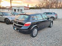 Usata Opel Astra 101 CV (74 kW) 2005 Nero Berlina