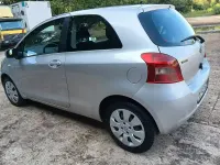 Usata Toyota Yaris Sol 69 CV (50 kW) 2007 Grigio Utilitaria