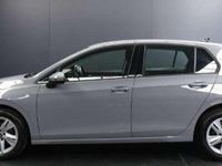 Usata VW Golf VIII Life 116 CV (85 kW) 2024 Grigio Berlina