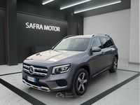 Usata Mercedes GLB200 150 CV (110 kW) 2023 Grigio SUV