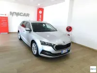 Usata Skoda Octavia Style 116 CV (85 kW) 2023 Grigio chiaro Station wagon