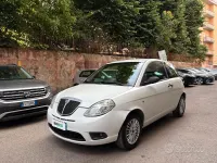 Usata Lancia Ypsilon 60 CV (44 kW) 2009 Bianco Utilitaria