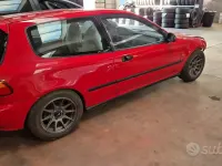 Usata Honda Civic 160 CV (117 kW) 1992 Rosso Berlina