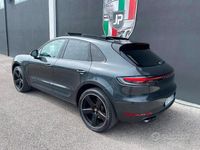 Usata Porsche Macan Chrono 245 CV (180 kW) 2018 Grigio SUV