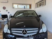 Usata Mercedes R320 Chrome 224 CV (164 kW) 2009 Nero Monovolume