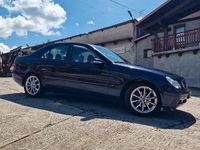 Usata Mercedes 200 122 CV (89 kW) 2003 Blu Berlina