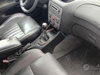 Usata Alfa Romeo 147 140 CV (102 kW) 2003 Utilitaria