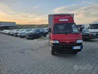 Usata Piaggio Porter 65 CV (47 kW) 2009 Rosso