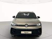 Nuova VW Tiguan R-line Plus 204 CV (150 kW) 2026 Dolomite silver metallizzato SUV