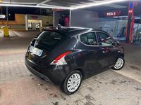 Usata Lancia Ypsilon 95 CV (69 kW) 2015 Nero Utilitaria