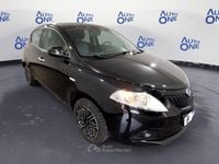 Usata Lancia Ypsilon Silver 69 CV (50 kW) 2023 Blu/azzurro Utilitaria