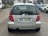 Usata Mercedes A150 Elegance 95 CV (69 kW) 2006 Grigio Utilitaria