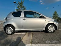 Usata Toyota Aygo 68 CV (50 kW) 2009 Grigio Utilitaria