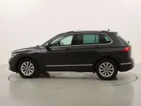 Usata VW Tiguan Life 122 CV (89 kW) 2022 Grigio SUV