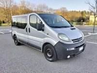 Usata Opel Vivaro 135 CV (99 kW) 2004 Grigio Monovolume