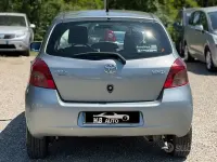 Usata Toyota Yaris 90 CV (66 kW) 2007 Grigio Utilitaria