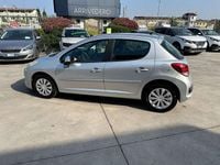 Usata Peugeot 207 Access 73 CV (53 kW) 2012 Argento Berlina