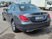 Usata Mercedes C220 194 CV (142 kW) 2018 Grigio montagna Berlina