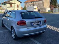 Usado Audi A3 Ambition 105 CV (77 kW) 2010 Gris Utilitario