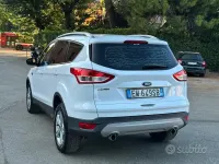 Usata Ford Kuga Titanium 120 CV (88 kW) 2014 Bianco SUV
