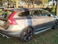 Usata Volvo V60 Momentum 190 CV (139 kW) 2016 Station wagon