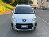 Usata Peugeot Partner Tepee 109 CV (80 kW) 2008 Grigio Monovolume