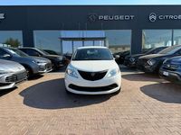 Usata Lancia Ypsilon 69 CV (50 kW) 2018 Bianco Utilitaria