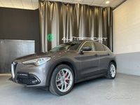 Usata Alfa Romeo Stelvio Executive 210 CV (154 kW) 2019 Grigio SUV