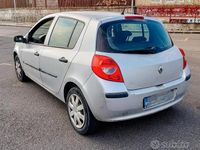 Usata Renault Clio III 85 CV (62 kW) 2006 Grigio Berlina