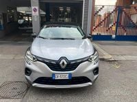 Usata Renault Captur Techno 91 CV (66 kW) 2024 Grigio SUV