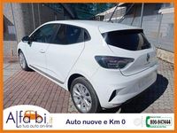 Usata Renault Clio V Evolution 90 CV (66 kW) 2025 Vari colori Berlina