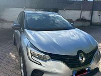 Usata Renault Captur Equilibre 101 CV (74 kW) 2023 Grigio SUV