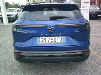 Usata Renault Austral Iconic 131 CV (96 kW) 2023 Blu/azzurro SUV