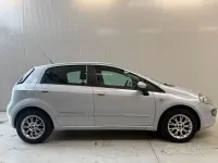 Usata Fiat Grande Punto 77 CV (56 kW) 2011 Bianco Utilitaria