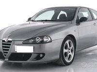 Usata Alfa Romeo 147 120 CV (88 kW) 2008 Grigio Utilitaria