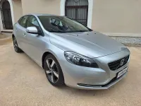 Usata Volvo V40 Kinetic 115 CV (84 kW) 2014 Argento Berlina