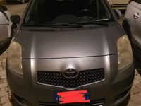 Usata Toyota Yaris 2008 Grigio Utilitaria