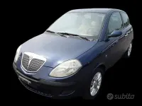 Usata Lancia Ypsilon 60 CV (44 kW) 2005 Blu Utilitaria