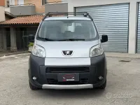 Begagnad Peugeot Bipper Outdoor 68 HK (50 kW) 2011 Grå Minibuss