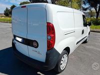 Usata Fiat Doblò 120 CV (88 kW) 2014 Bianco Monovolume