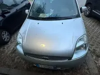 Usata Ford Fiesta Ghia 75 CV (55 kW) 2005 Grigio Utilitaria